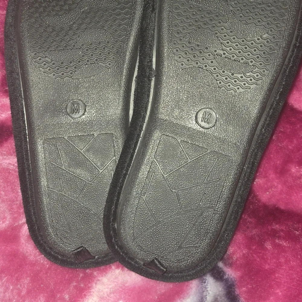 Betty Boop I Don't Do Mornings Slippers - Picture 3 of 5